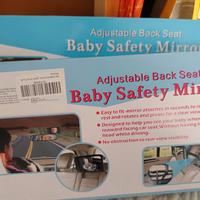 specchietto retrovisore auto 