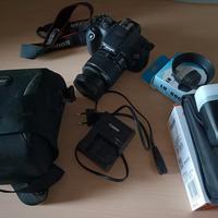 CANON EOS 2000D + Accessori
