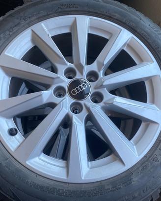 Kit cerchi in lega ORIGINALI AUDI A1