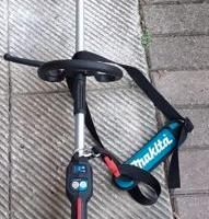 Decespugliatore Makita DUR368LZ con accessori