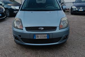 Ford Fiesta 1.4 TDCi 5p. Titanium