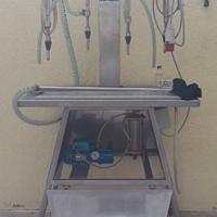 Riempitrice bottiglie olio