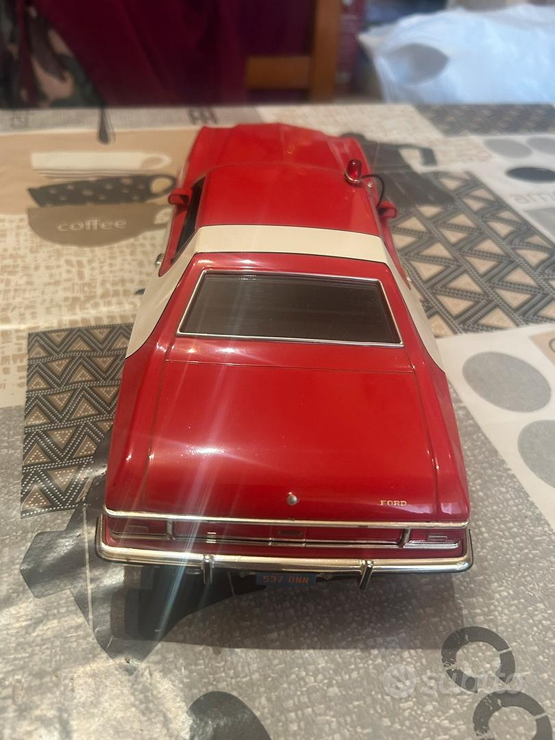 Greenlight GREEN44780A FORD GRAN TORINO STARSKY & HUTCH 1975-79 SERIES