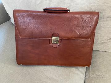 Borsa 24 ore in pelle