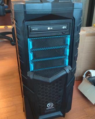 Case pc Thermaltake MK-I con scheda madre gigabyte