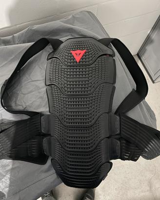 Paraschiena Dainese Manis D1