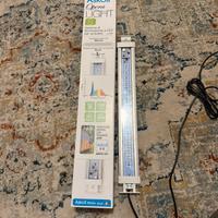 Lampada askoll per acquario