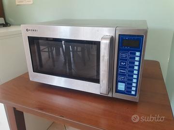 Forno microonde professionale