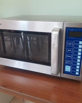 Forno microonde professionale