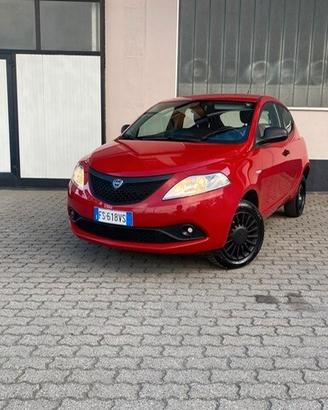 Lancia Ypsilon 0.9 TwinAir Metano