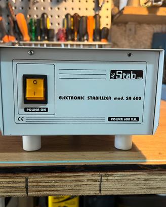 Stabilizzatore di rete Stab VA600