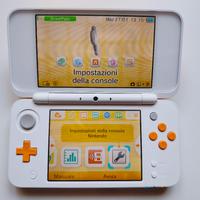 Perfetto!!New Nintendo 2DS XL + gioco e accessori 
