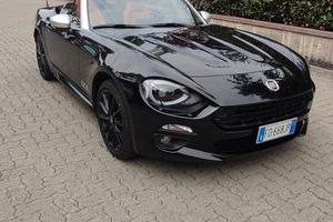 FIAT 124 spider