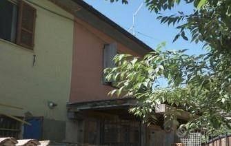 Immobile in asta di 210 m² con 4 locali e box auto