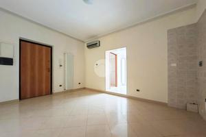 3 LOCALI A MANFREDONIA