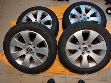 set gomme neve Skoda Yeti 