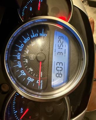 Piaggio Beverly 350 ie