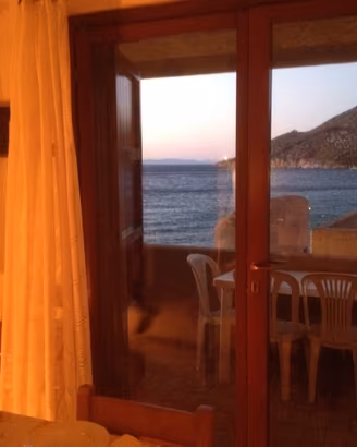 Isola del Giglio Campese appartamento su spiaggia