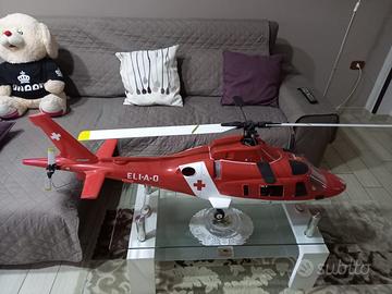 Elicottero rc 1\8 lungheza 150 cm nuovo