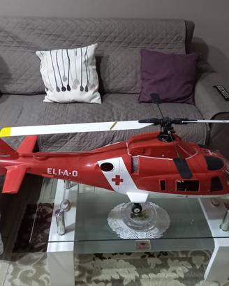 Elicottero rc 1\8 lungheza 150 cm nuovo