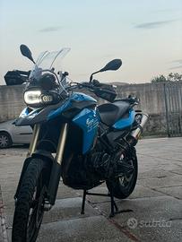 BMW F800GS ADVENTURE + Valigie