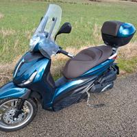 Piaggio Beverly 400 HPE 2024 bauletto originale