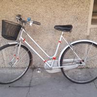 3 bici donna 26 con cestino pronte all'uso 