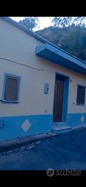 Casa indipendente su due livelli bifamiliare
