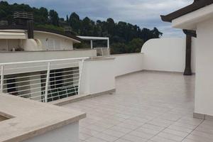 Parco della Pace attico e superattico ampi terrazz