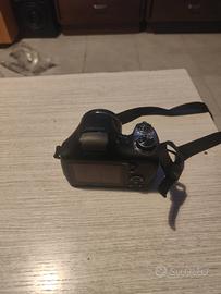 fotocamera digitale Sony dsc h300 come nuova.
