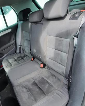 VOLKSWAGEN GOLF 6 ANNO 2011 - TAPPEZZERIA