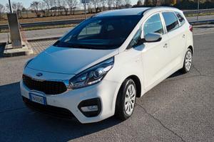 Kia carens 2018