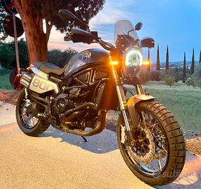 Benelli Leoncino 800 Trail