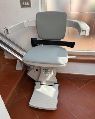 Montascale rettilineo