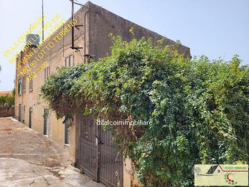 Villa quadrivio mq 500 su lotto mq 2000 dependance