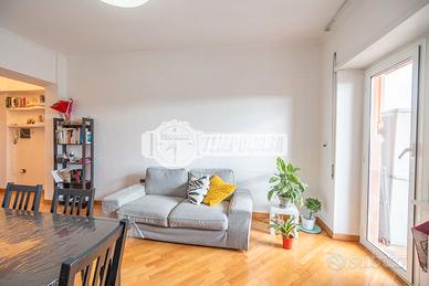 Appartamento a Roma Viale DEI CONSOLI 3 locali