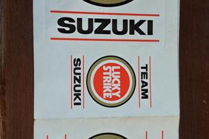 adesivi Lucky strike  suzuki