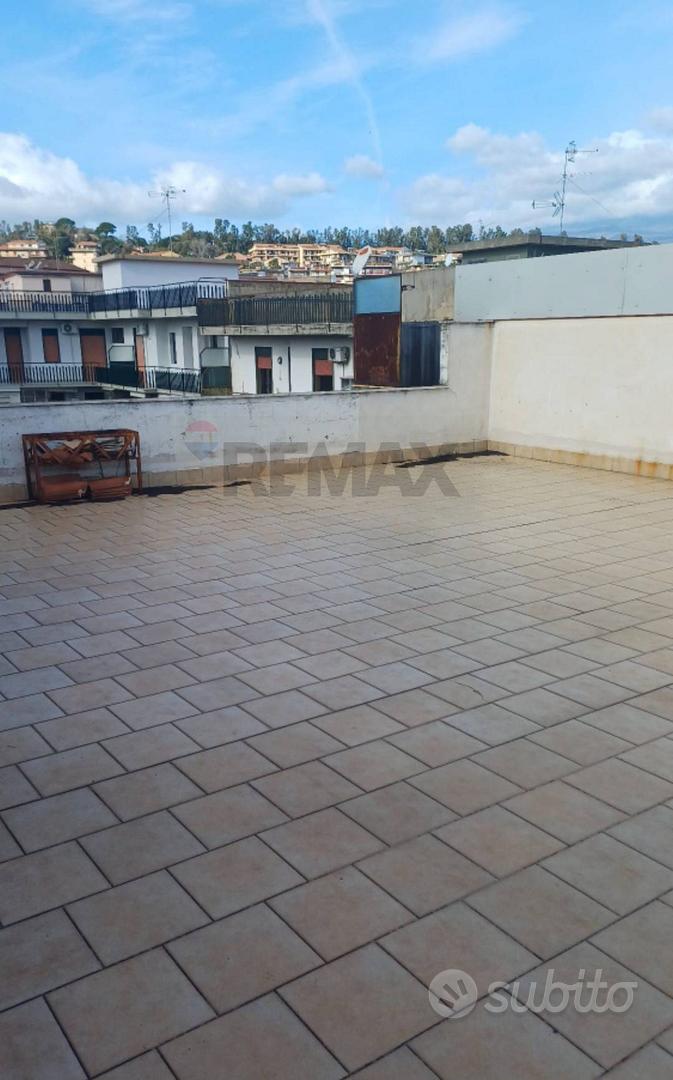 Appartamento - Aci Catena - Vista 2
