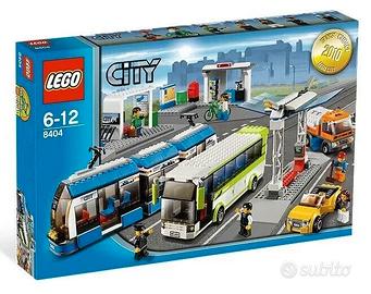 Lego city 8404 Stazione degli autobus - completo 1