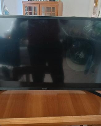 TV Samsung UE32t4300ak 32 pollici guasta