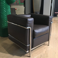 lc2 le corbusier cassina NUOVA