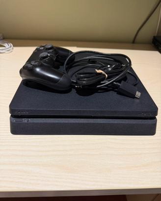 PS4 Slim 500GB  completa di accessori