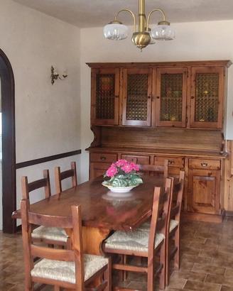 tavolo massello con sedie