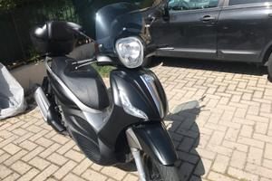 Beverly 350