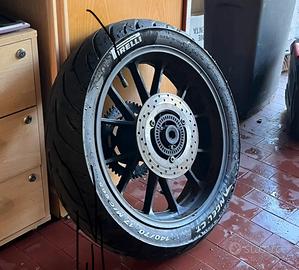 Ruota completa moto 140
