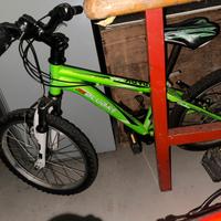 Bicicletta da bimbi pari al nuovo