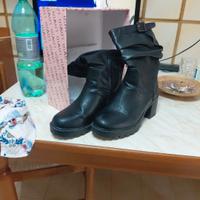 LAVIA 58/M Stivali biker da donna neri Taglia 40