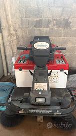 Spazzatrice uomo a bordo a scoppio