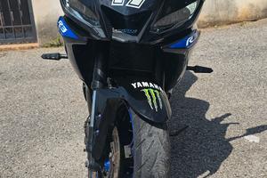 ymaha yzf-r3 (2023)