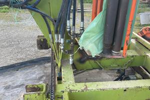 Fasciatore rotoballe volvo